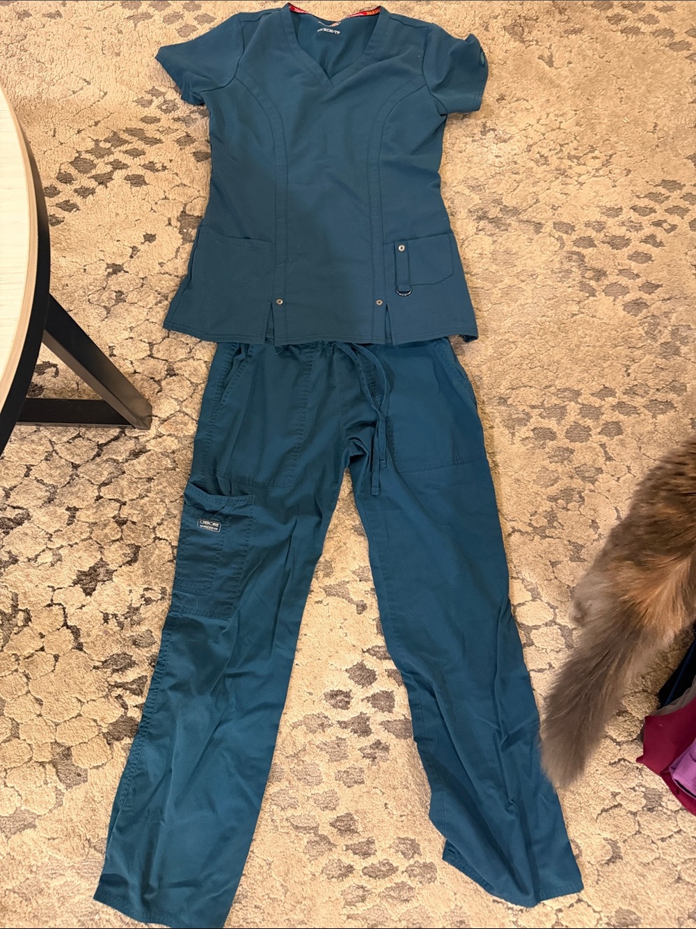 Scrubs set 8 total